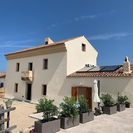 Stazzu Nuraghe Mannucciu Guest House เรนามาจอเร ภายนอก รูปภาพ
