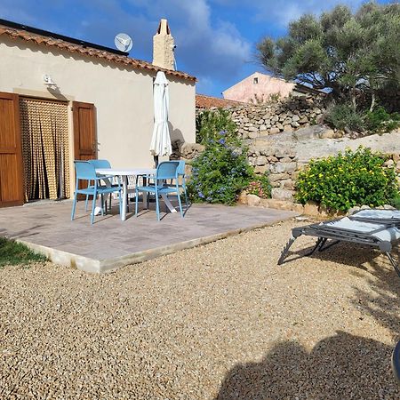 Stazzu Nuraghe Mannucciu Guest House เรนามาจอเร ภายนอก รูปภาพ