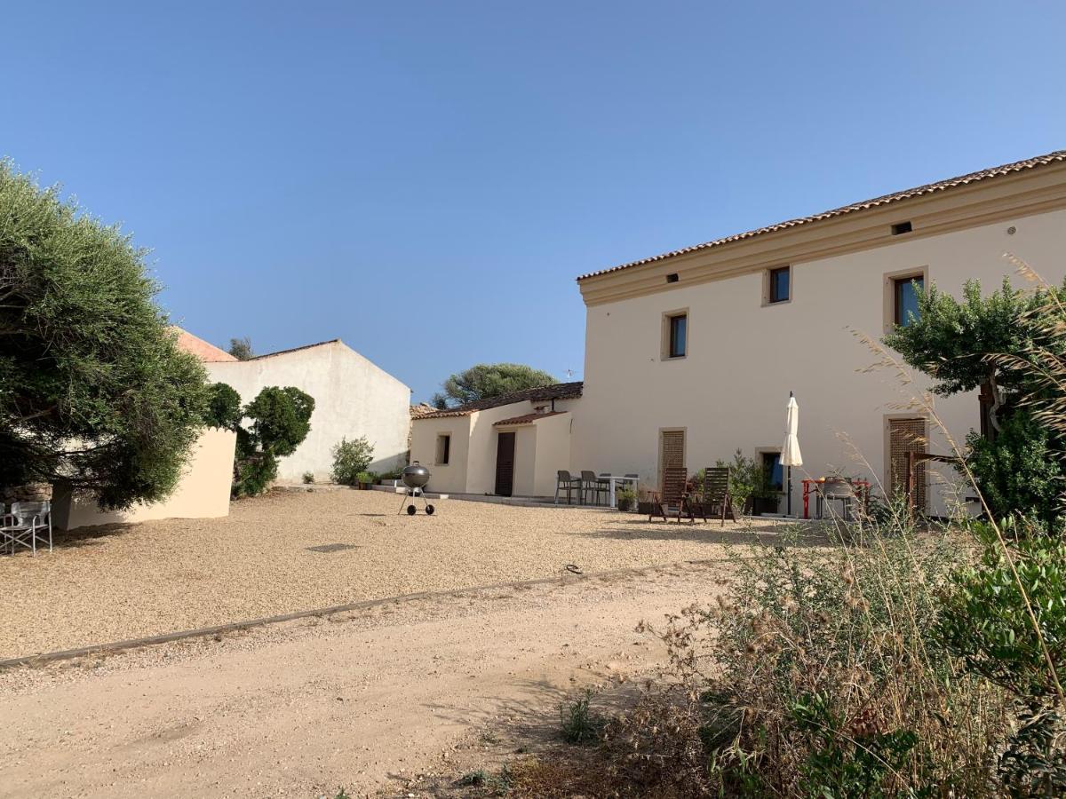 Stazzu Nuraghe Mannucciu Guest House เรนามาจอเร ภายนอก รูปภาพ