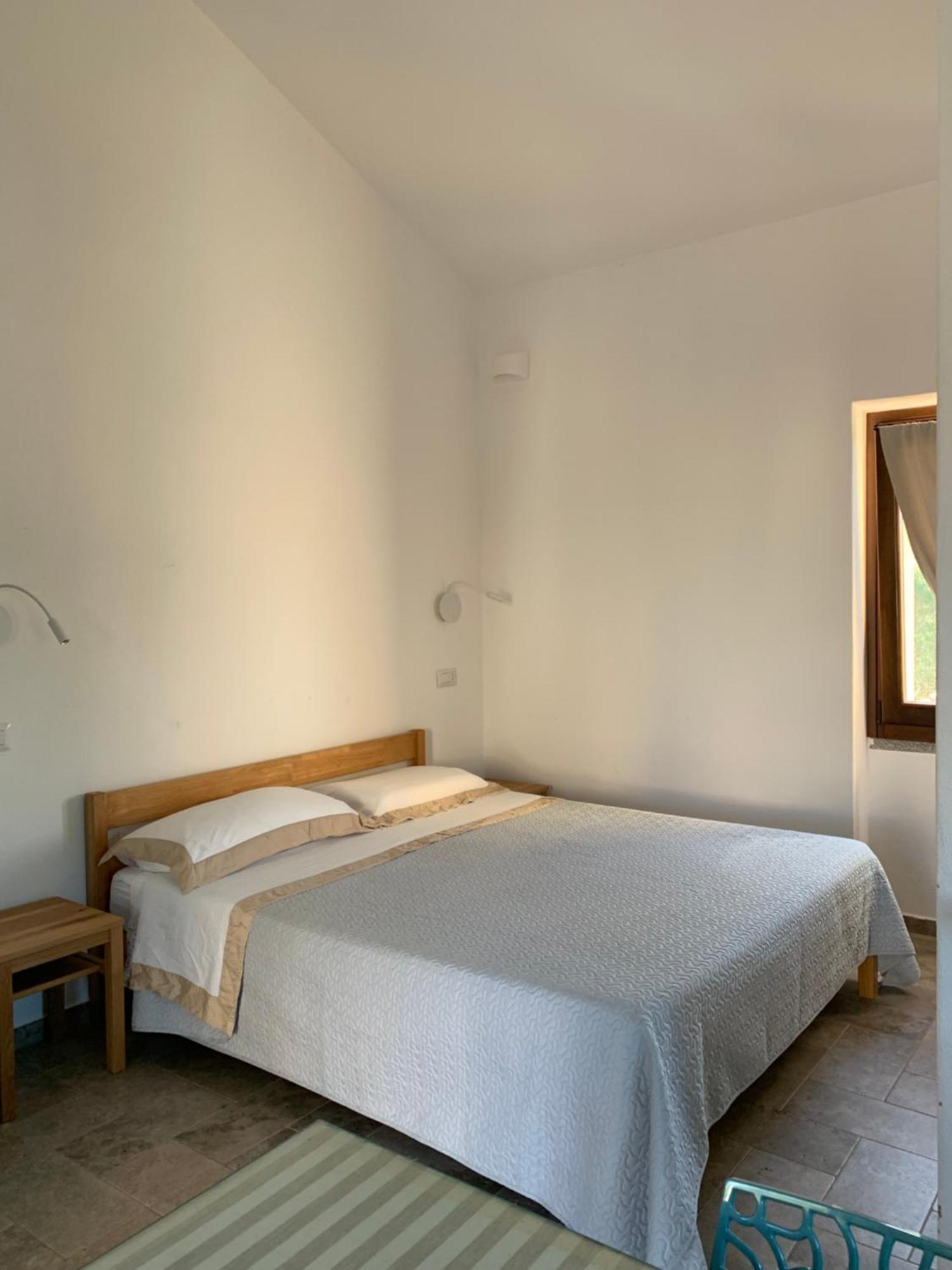 Stazzu Nuraghe Mannucciu Guest House เรนามาจอเร ภายนอก รูปภาพ