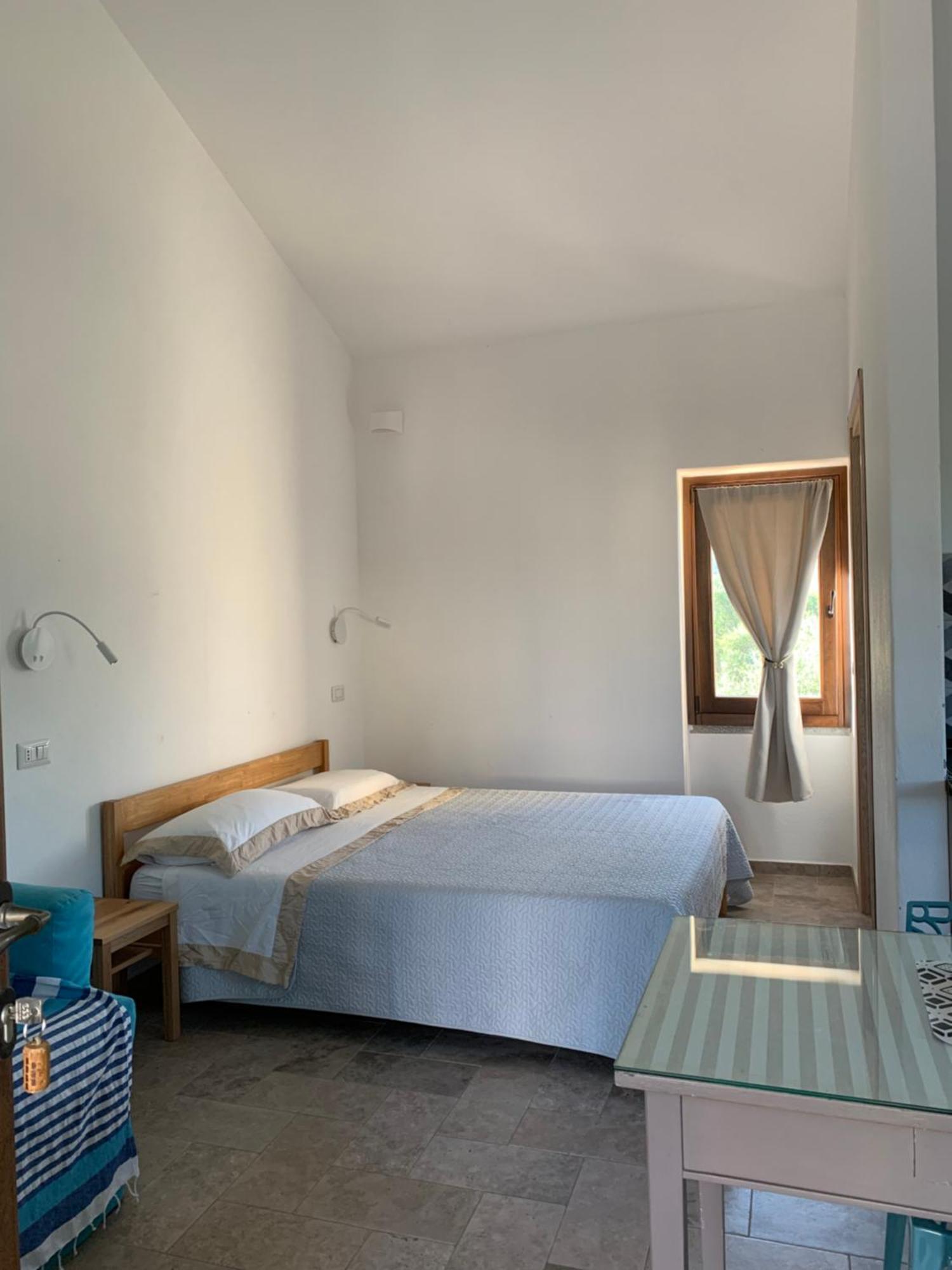 Stazzu Nuraghe Mannucciu Guest House เรนามาจอเร ภายนอก รูปภาพ